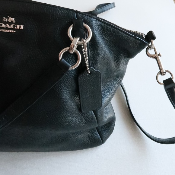 Coach Cross-Body Handbag - Black leather and silver hardware - Picture 8 of 8